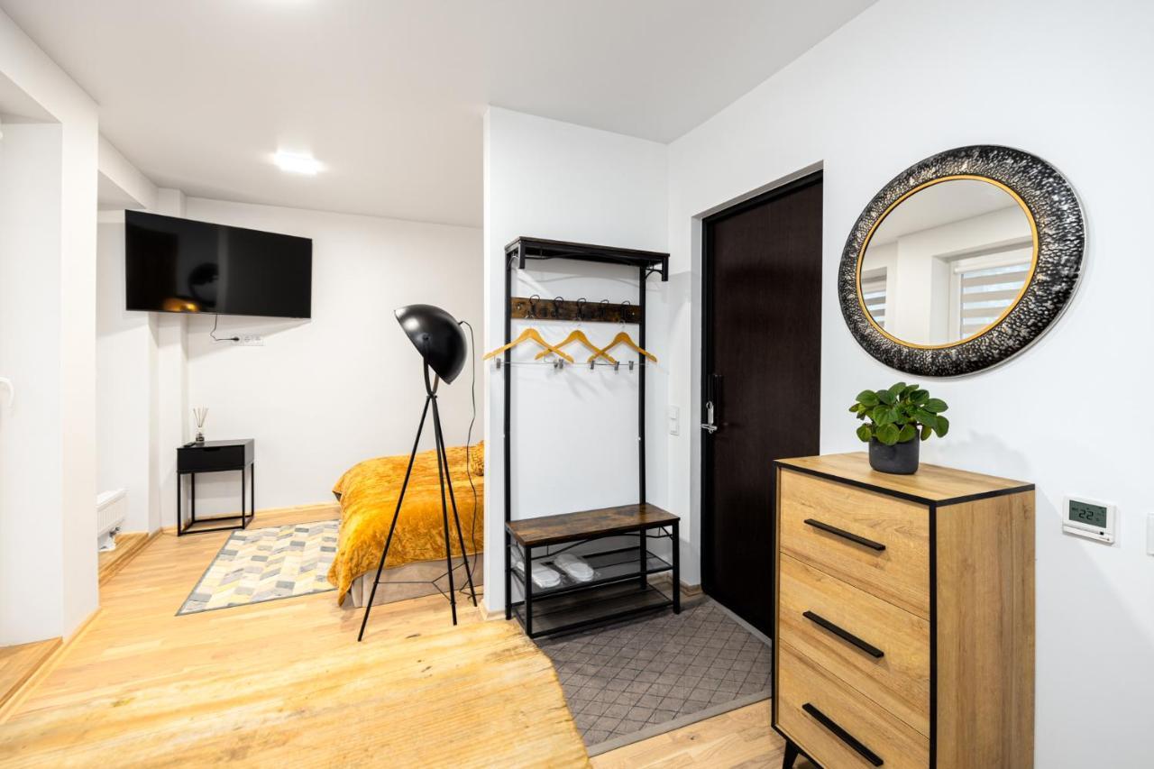 Ziedu Apartamentai Apartment Klaipeda Ngoại thất bức ảnh