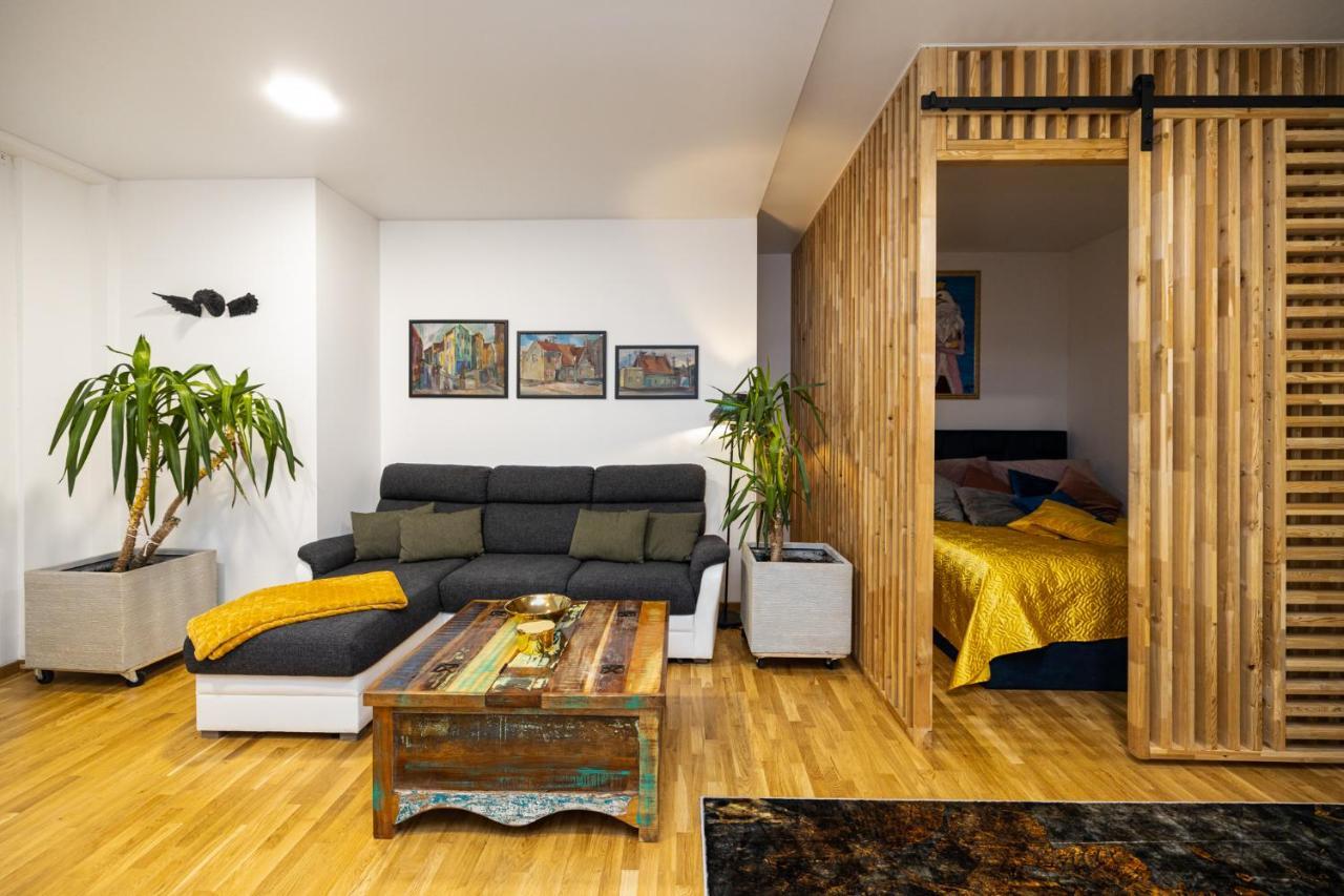 Ziedu Apartamentai Apartment Klaipeda Ngoại thất bức ảnh